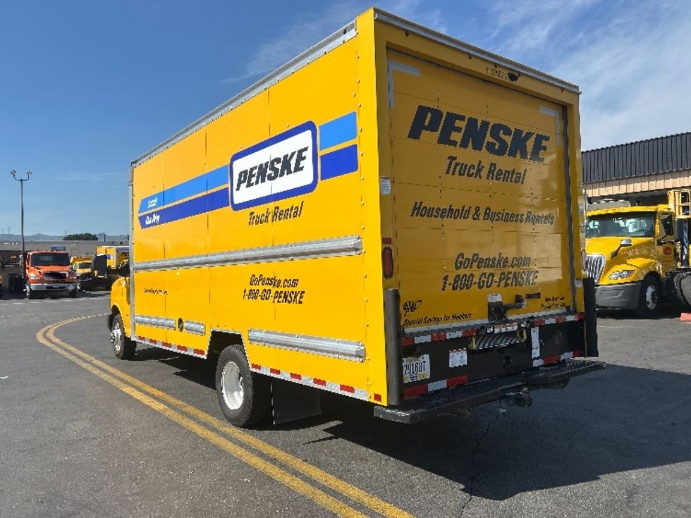 Light Duty Box Truck-Light and Medium Duty Trucks-GMC-2022-Savana G33903-Torrance-CA-90,859\n\t\tmiles-$ 30,750 - Image 6