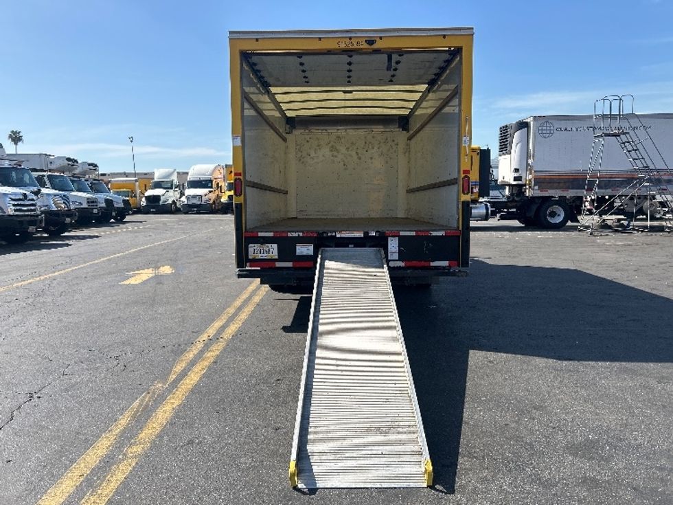Light Duty Box Truck-Light and Medium Duty Trucks-GMC-2022-Savana G33903-Torrance-CA-90,859\n\t\tmiles-$ 30,750 - Image 9