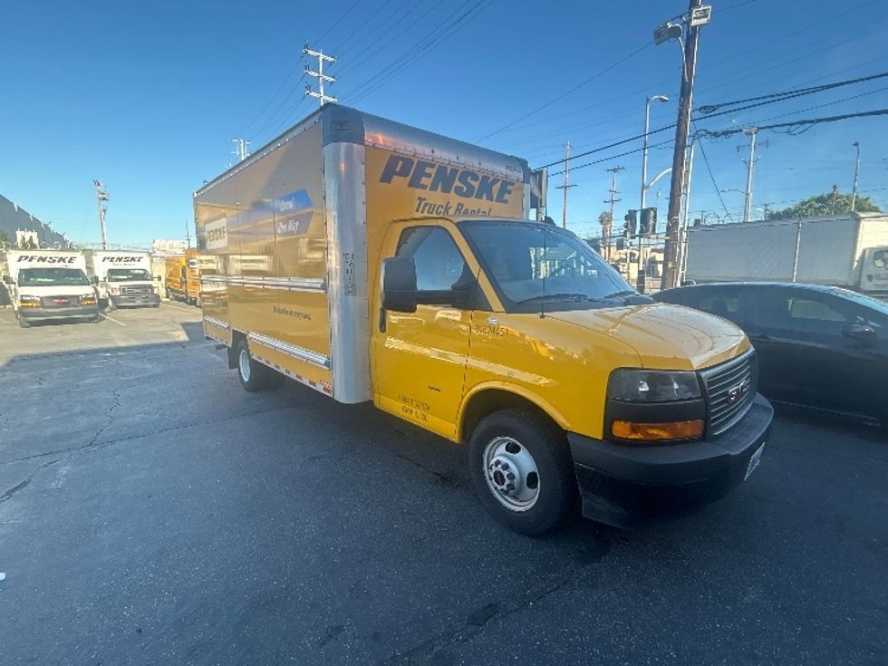 Light Duty Box Truck-Light and Medium Duty Trucks-GMC-2022-Savana G33903-Torrance-CA-90,935\n\t\tmiles-$ 30,250 - Image 1