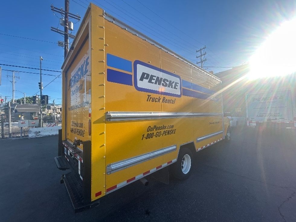 Light Duty Box Truck-Light and Medium Duty Trucks-GMC-2022-Savana G33903-Torrance-CA-90,935\n\t\tmiles-$ 30,250 - Image 13