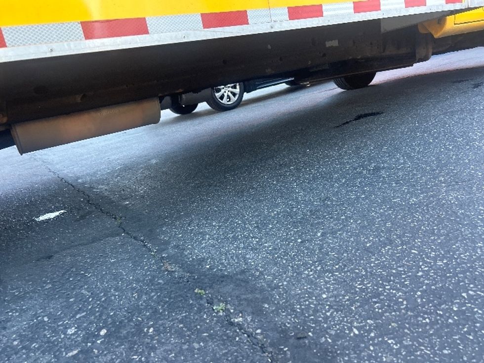 Light Duty Box Truck-Light and Medium Duty Trucks-GMC-2022-Savana G33903-Torrance-CA-90,935\n\t\tmiles-$ 30,250 - Image 14