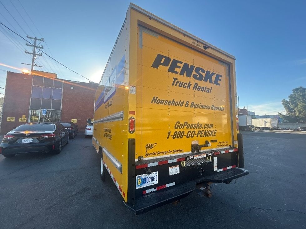 Light Duty Box Truck-Light and Medium Duty Trucks-GMC-2022-Savana G33903-Torrance-CA-90,935\n\t\tmiles-$ 30,250 - Image 6