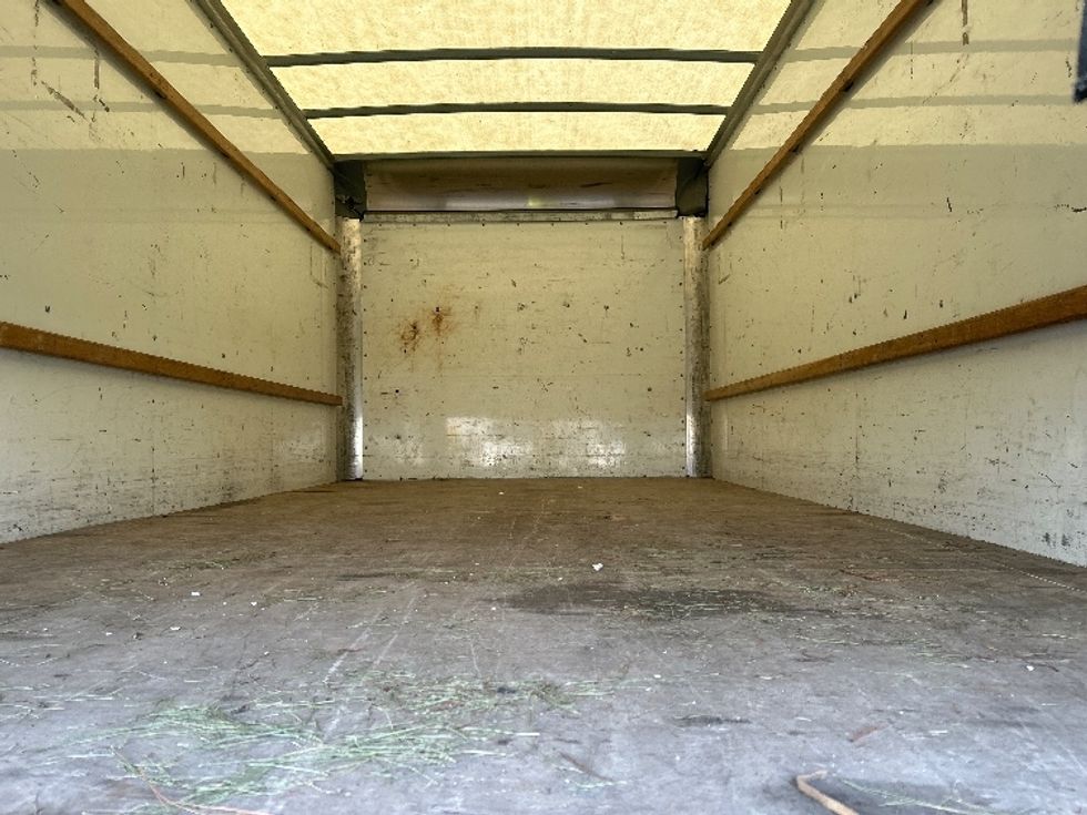 Light Duty Box Truck-Light and Medium Duty Trucks-GMC-2022-Savana G33903-Torrance-CA-90,935\n\t\tmiles-$ 30,250 - Image 8