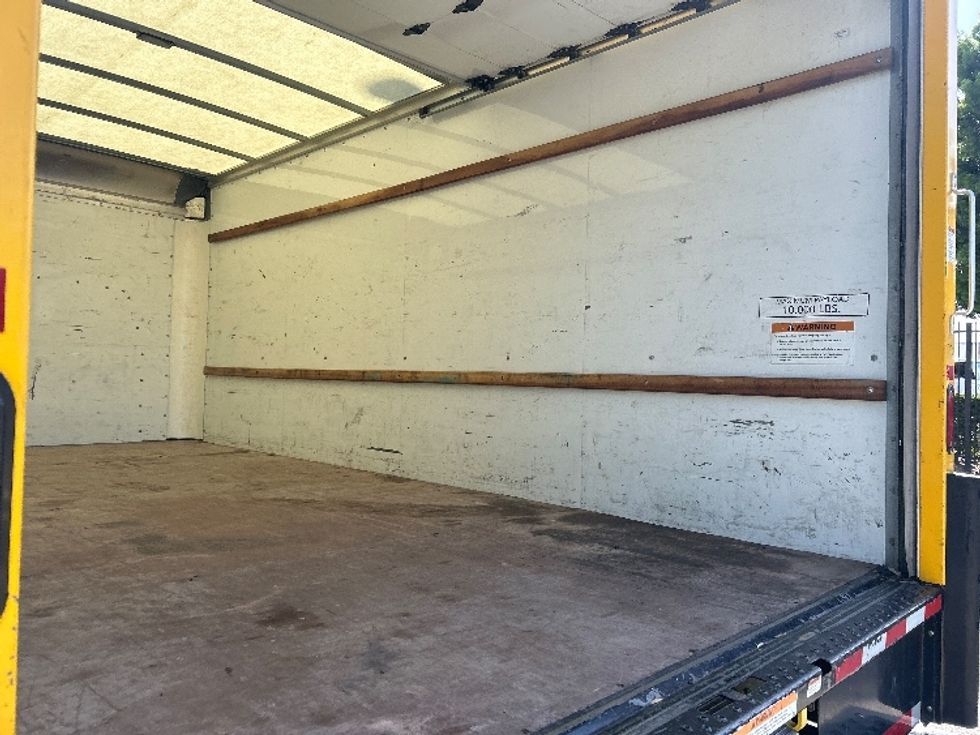 Light Duty Box Truck-Light and Medium Duty Trucks-GMC-2022-Savana G33903-Torrance-CA-91,422\n\t\tmiles-$ 30,750 - Image 11