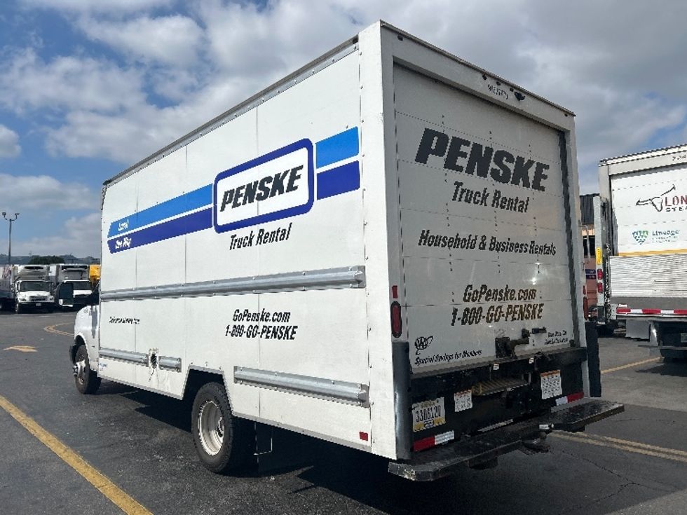 Light Duty Box Truck-Light and Medium Duty Trucks-GMC-2022-Savana G33903-Torrance-CA-94,928\n\t\tmiles-$ 33,750 - Image 6