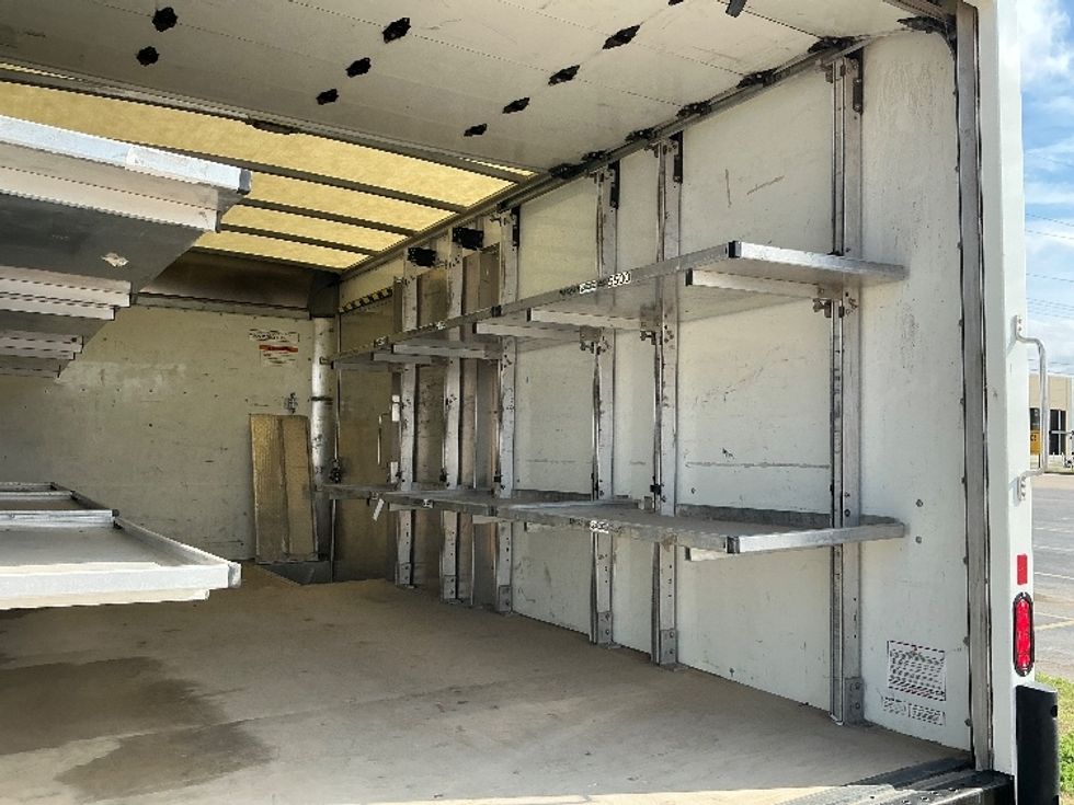 Light Duty Box Truck-Light and Medium Duty Trucks-GMC-2022-Savana G33903-Tulsa-OK-33,698\n\t\tmiles-$ 43,250 - Image 11