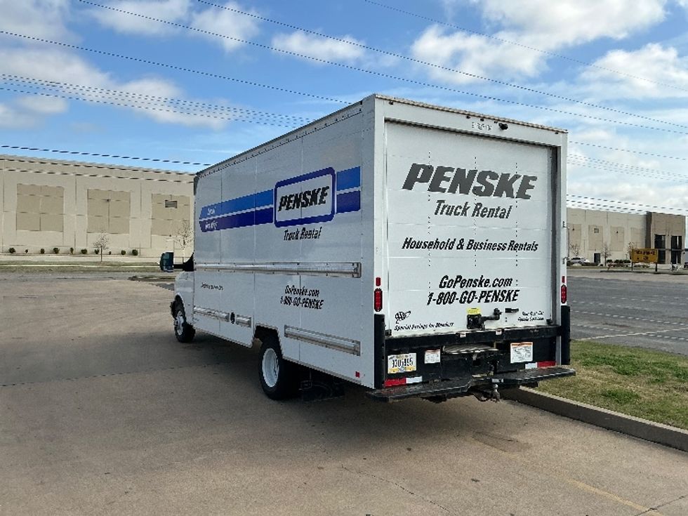 Light Duty Box Truck-Light and Medium Duty Trucks-GMC-2022-Savana G33903-Tulsa-OK-33,698\n\t\tmiles-$ 43,250 - Image 6