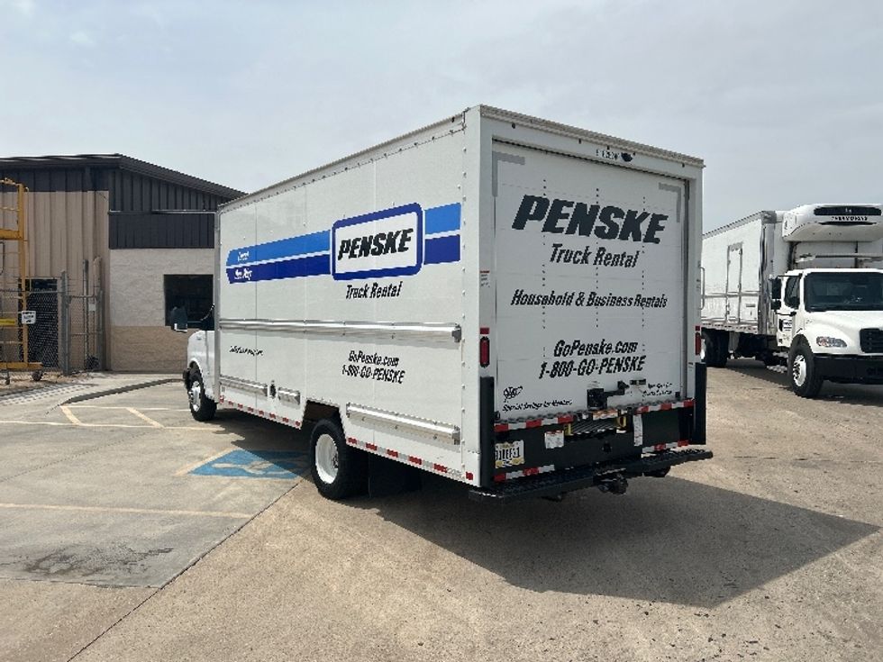 Light Duty Box Truck-Light and Medium Duty Trucks-GMC-2022-Savana G33903-Tulsa-OK-58,986\n\t\tmiles-$ 37,250 - Image 6