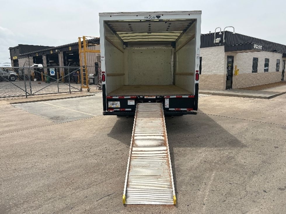 Light Duty Box Truck-Light and Medium Duty Trucks-GMC-2022-Savana G33903-Tulsa-OK-58,986\n\t\tmiles-$ 37,250 - Image 9