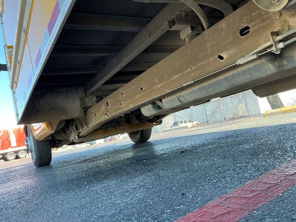 Light Duty Box Truck-Light and Medium Duty Trucks-GMC-2022-Savana G33903-Tulsa-OK-88,335\n\t\tmiles-$ 29,750 - Image 4