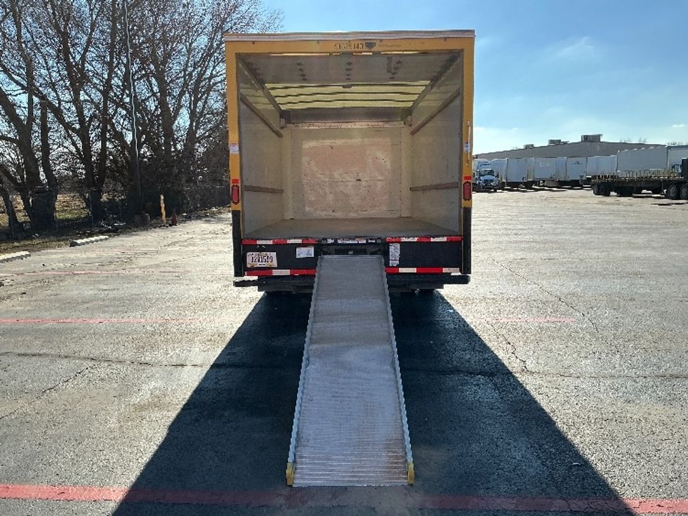 Light Duty Box Truck-Light and Medium Duty Trucks-GMC-2022-Savana G33903-Tulsa-OK-88,335\n\t\tmiles-$ 29,750 - Image 6