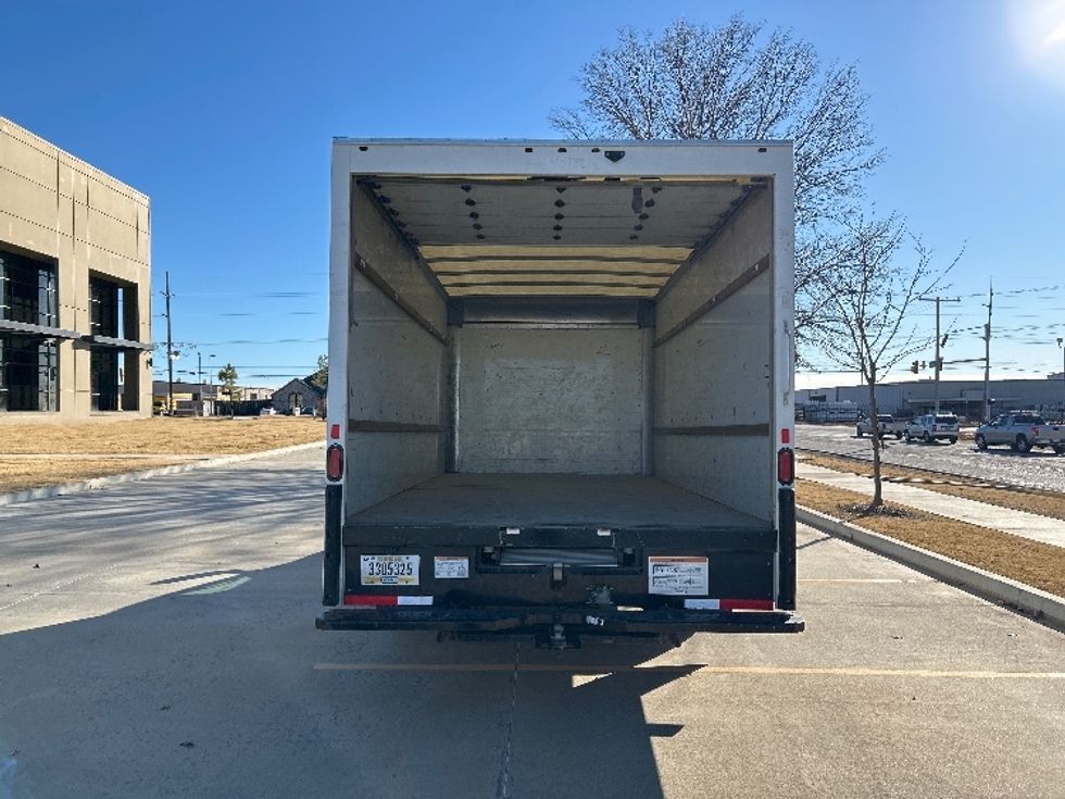 Light Duty Box Truck-Light and Medium Duty Trucks-GMC-2022-Savana G33903-Tulsa-OK-99,386\n\t\tmiles-$ 31,750 - Image 8