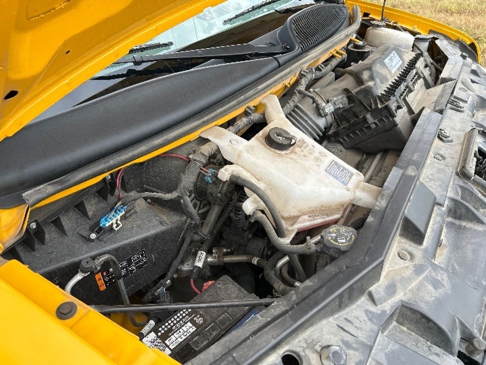 Light Duty Box Truck-Light and Medium Duty Trucks-GMC-2022-Savana G33903-Tuscaloosa-AL-113,346\n\t\tmiles-$ 26,250 - Image 22