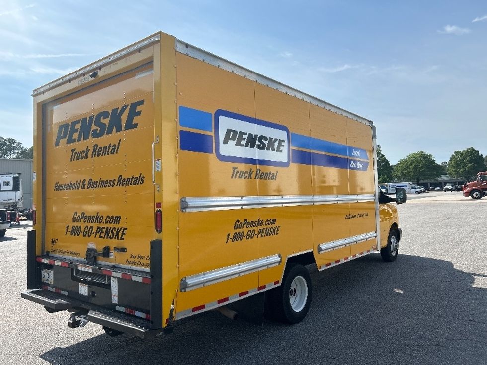 Light Duty Box Truck-Light and Medium Duty Trucks-GMC-2022-Savana G33903-Virginia Beach-VA-84,426\n\t\tmiles-$ 31,500 - Image 13