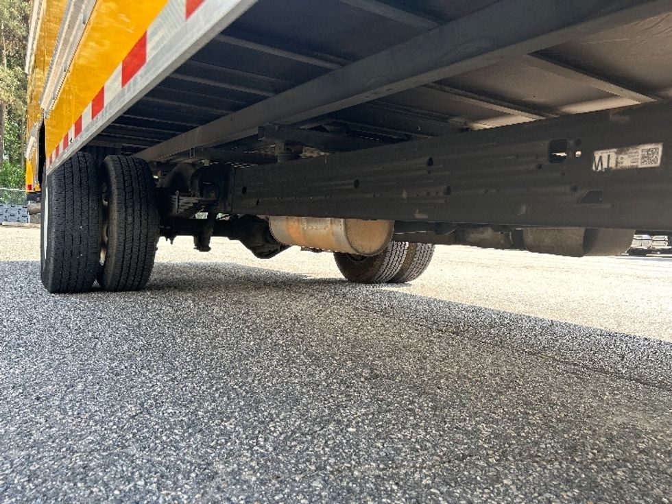 Light Duty Box Truck-Light and Medium Duty Trucks-GMC-2022-Savana G33903-Virginia Beach-VA-84,426\n\t\tmiles-$ 31,500 - Image 14