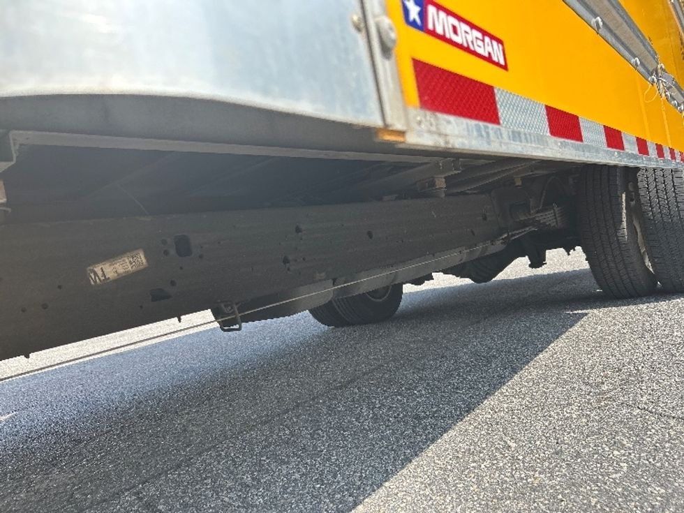 Light Duty Box Truck-Light and Medium Duty Trucks-GMC-2022-Savana G33903-Virginia Beach-VA-84,426\n\t\tmiles-$ 31,500 - Image 5