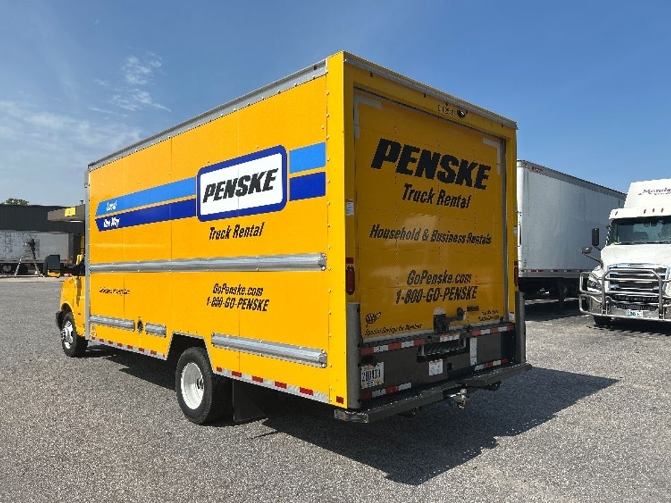 Light Duty Box Truck-Light and Medium Duty Trucks-GMC-2022-Savana G33903-Virginia Beach-VA-84,426\n\t\tmiles-$ 31,500 - Image 6