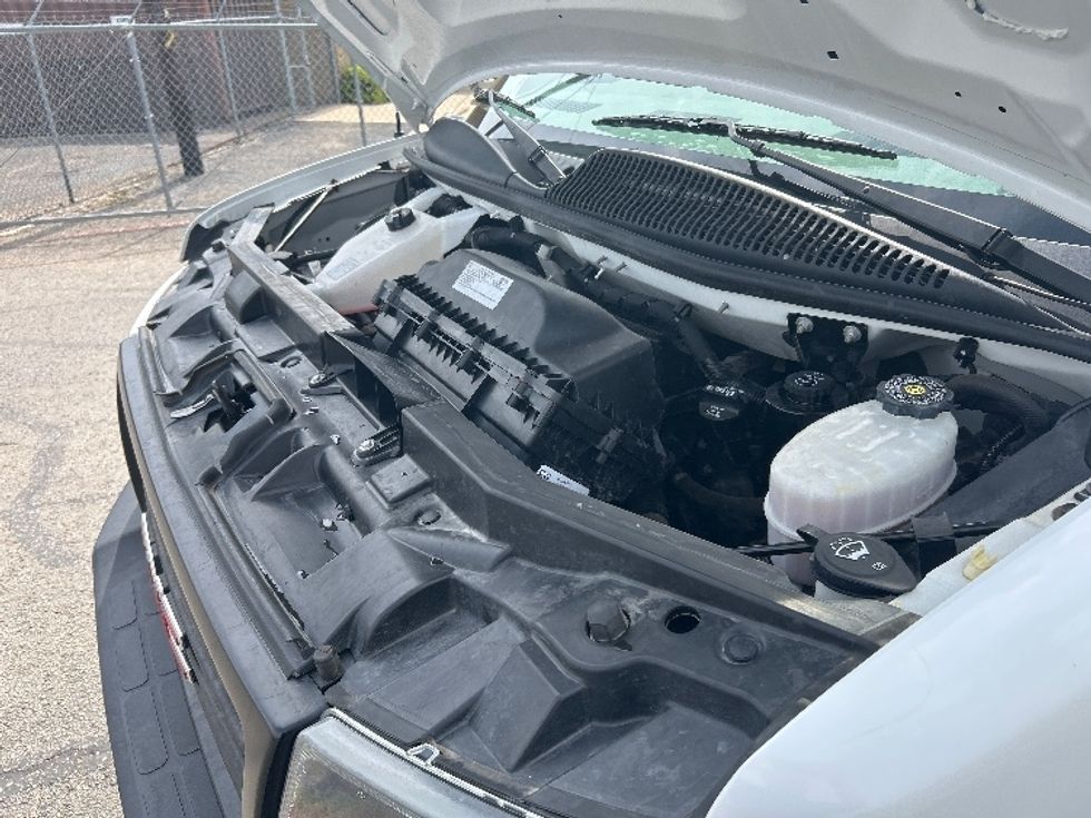 Light Duty Box Truck-Light and Medium Duty Trucks-GMC-2022-Savana G33903-Waco-TX-45,203\n\t\tmiles-$ 40,500 - Image 24