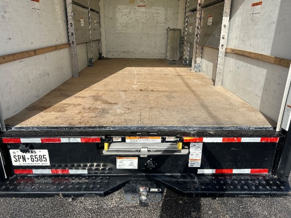 Light Duty Box Truck-Light and Medium Duty Trucks-GMC-2022-Savana G33903-Waco-TX-59,834\n\t\tmiles-$ 40,250 - Image 10