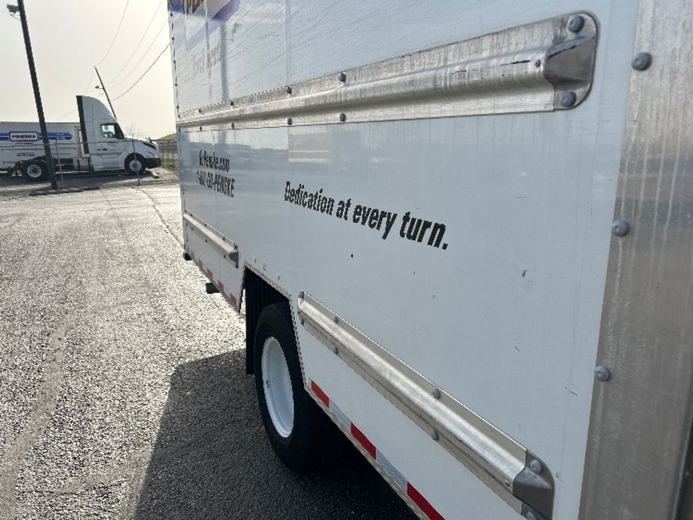 Light Duty Box Truck-Light and Medium Duty Trucks-GMC-2022-Savana G33903-Waco-TX-59,834\n\t\tmiles-$ 40,250 - Image 27
