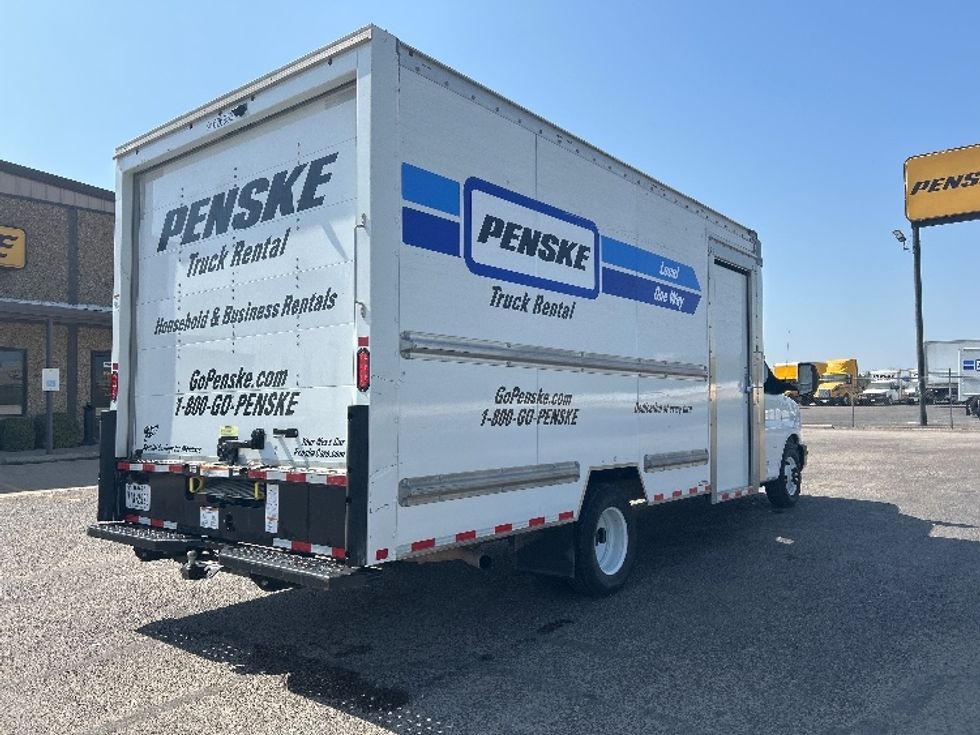 Light Duty Box Truck-Light and Medium Duty Trucks-GMC-2022-Savana G33903-Waco-TX-68,502\n\t\tmiles-$ 39,250 - Image 13