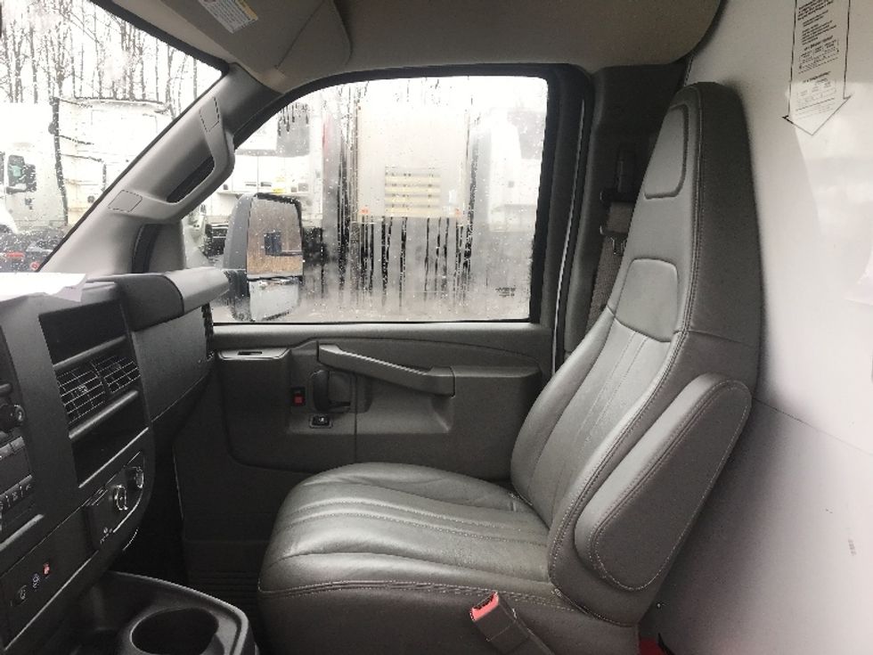 Light Duty Box Truck-Light and Medium Duty Trucks-GMC-2022-Savana G33903-Watertown-NY-35,257\n\t\tmiles-$ 40,500 - Image 19