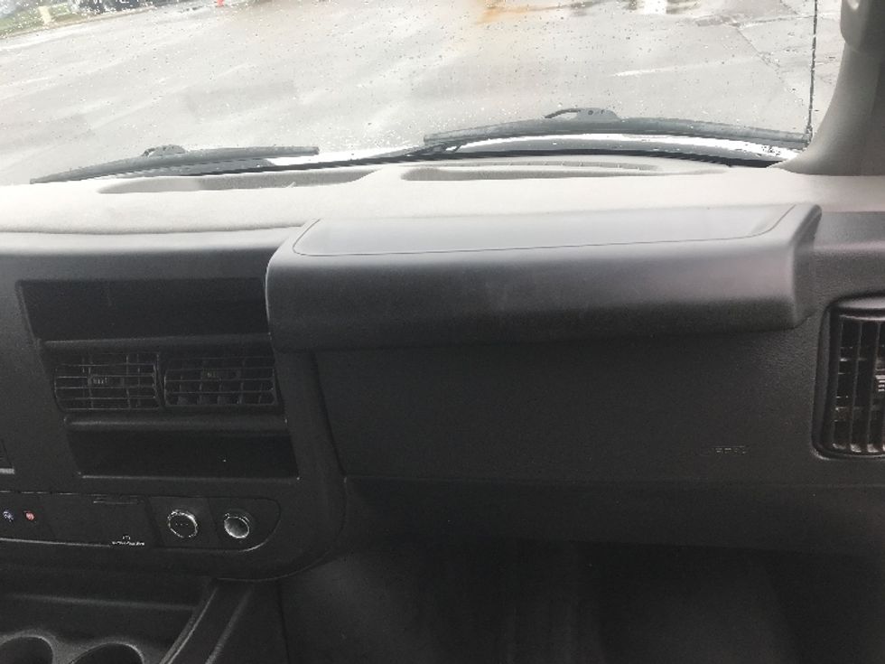 Light Duty Box Truck-Light and Medium Duty Trucks-GMC-2022-Savana G33903-Watertown-NY-35,257\n\t\tmiles-$ 40,500 - Image 21