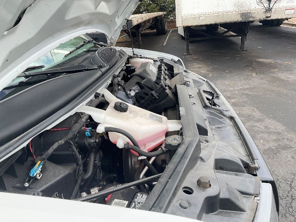 Light Duty Box Truck-Light and Medium Duty Trucks-GMC-2022-Savana G33903-Watertown-NY-37,034\n\t\tmiles-$ 39,500 - Image 22