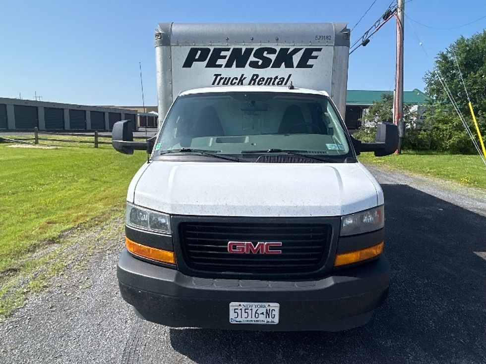 Light Duty Box Truck-Light and Medium Duty Trucks-GMC-2022-Savana G33903-Watertown-NY-80,384\n\t\tmiles-$ 35,000 - Image 2
