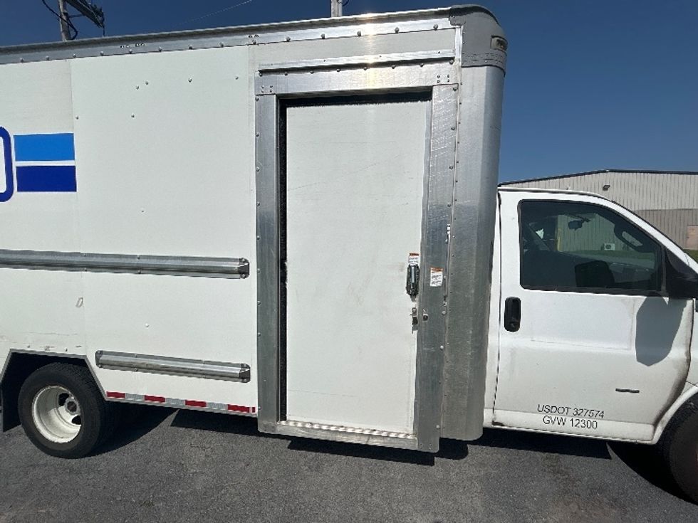 Light Duty Box Truck-Light and Medium Duty Trucks-GMC-2022-Savana G33903-Watertown-NY-80,384\n\t\tmiles-$ 35,000 - Image 25
