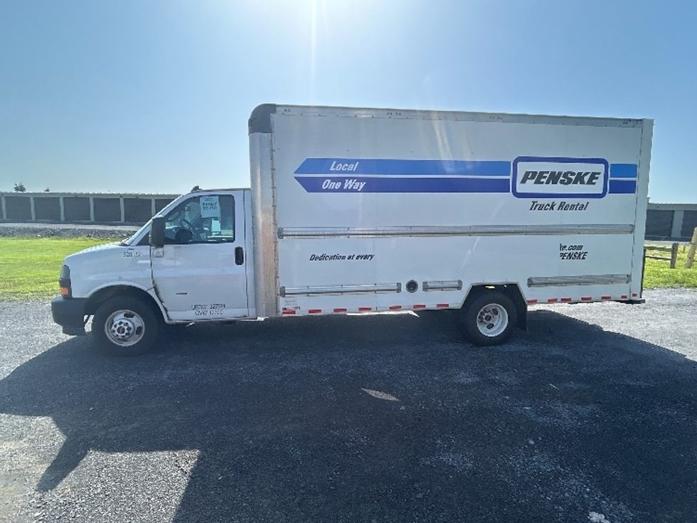 Light Duty Box Truck-Light and Medium Duty Trucks-GMC-2022-Savana G33903-Watertown-NY-80,384\n\t\tmiles-$ 35,000 - Image 4