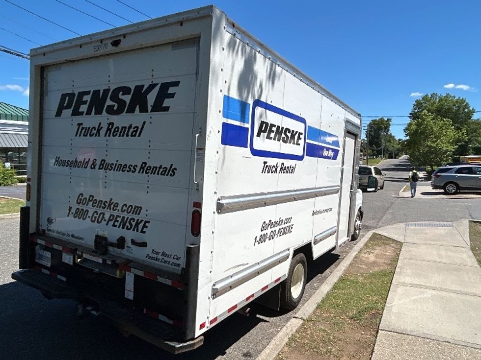 Light Duty Box Truck-Light and Medium Duty Trucks-GMC-2022-Savana G33903-West Babylon-NY-52,653\n\t\tmiles-$ 36,500 - Image 13