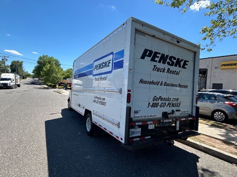 Light Duty Box Truck-Light and Medium Duty Trucks-GMC-2022-Savana G33903-West Babylon-NY-52,653\n\t\tmiles-$ 36,500 - Image 6