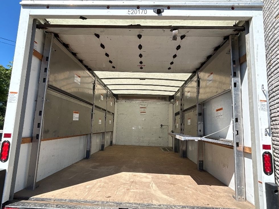 Light Duty Box Truck-Light and Medium Duty Trucks-GMC-2022-Savana G33903-West Babylon-NY-52,653\n\t\tmiles-$ 36,500 - Image 8