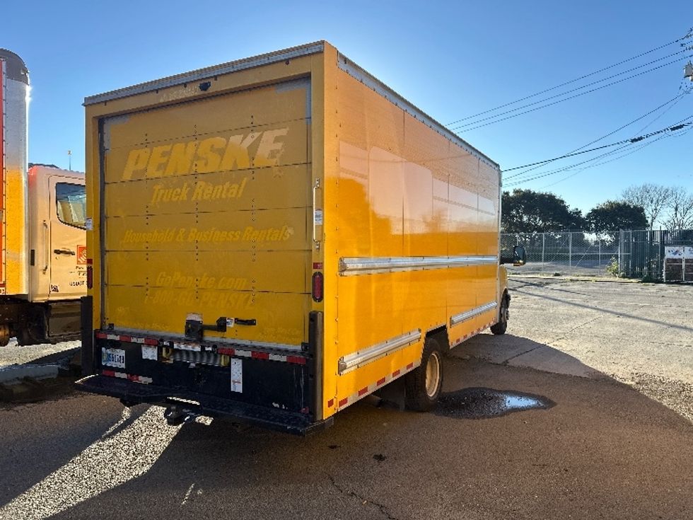 Light Duty Box Truck-Light and Medium Duty Trucks-GMC-2022-Savana G33903-West Sacramento-CA-100,406\n\t\tmiles-$ 29,500 - Image 13