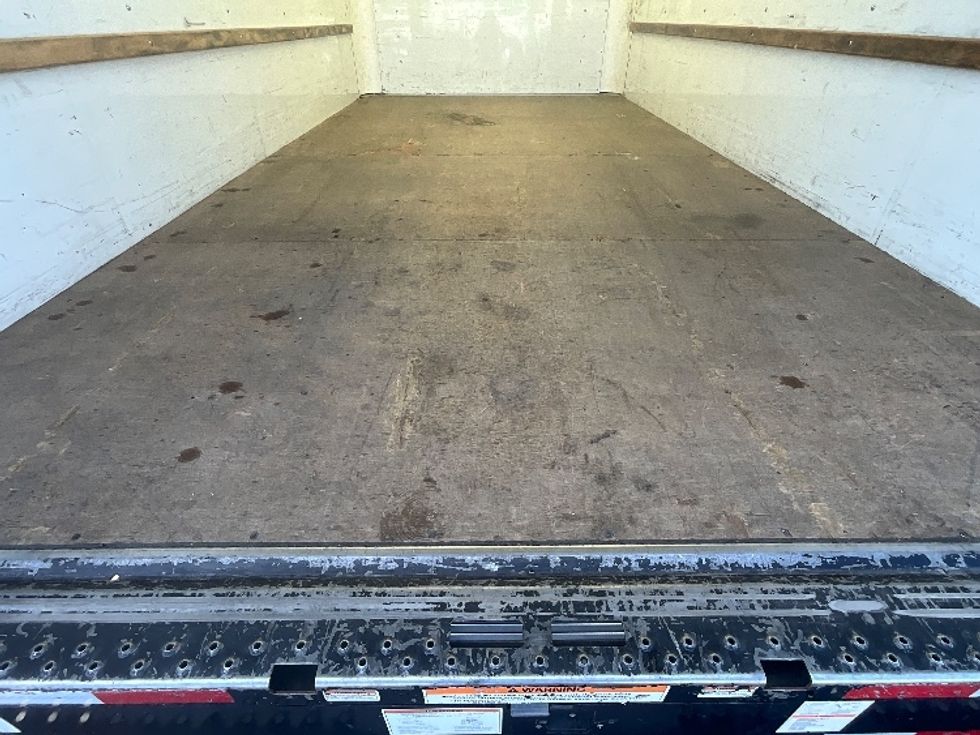 Light Duty Box Truck-Light and Medium Duty Trucks-GMC-2022-Savana G33903-West Sacramento-CA-102,383\n\t\tmiles-$ 32,000 - Image 10