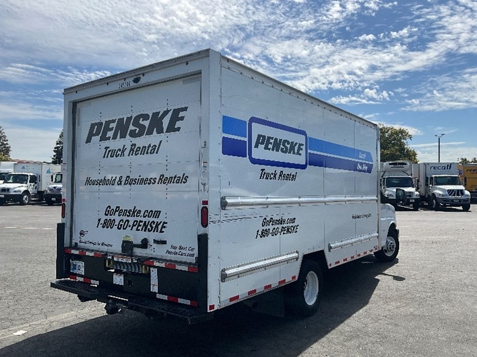 Light Duty Box Truck-Light and Medium Duty Trucks-GMC-2022-Savana G33903-West Sacramento-CA-102,383\n\t\tmiles-$ 32,000 - Image 13