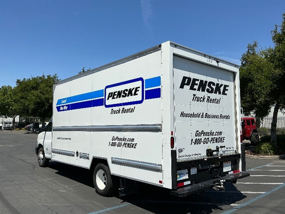 Light Duty Box Truck-Light and Medium Duty Trucks-GMC-2022-Savana G33903-West Sacramento-CA-24,125\n\t\tmiles-$ 48,000 - Image 6