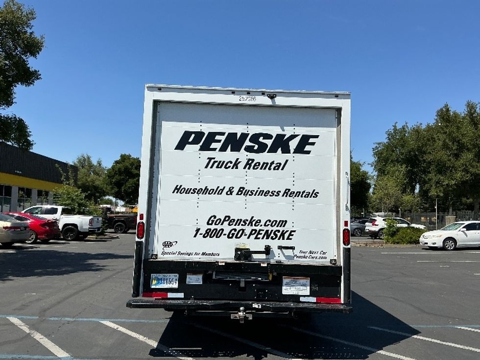 Light Duty Box Truck-Light and Medium Duty Trucks-GMC-2022-Savana G33903-West Sacramento-CA-24,125\n\t\tmiles-$ 48,000 - Image 7