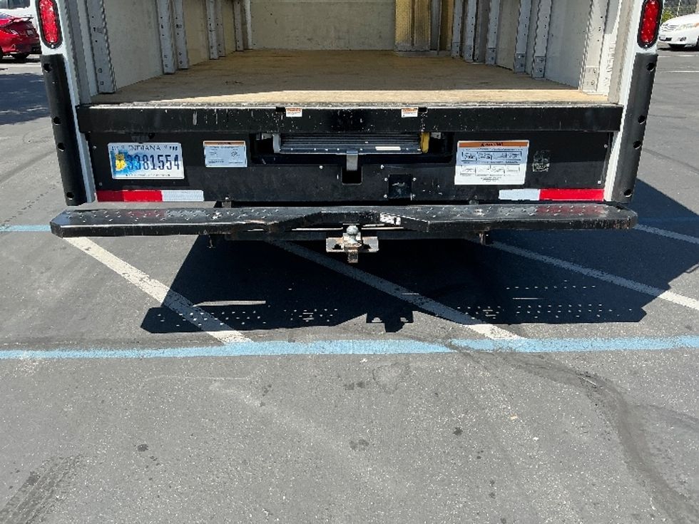 Light Duty Box Truck-Light and Medium Duty Trucks-GMC-2022-Savana G33903-West Sacramento-CA-24,125\n\t\tmiles-$ 48,000 - Image 9
