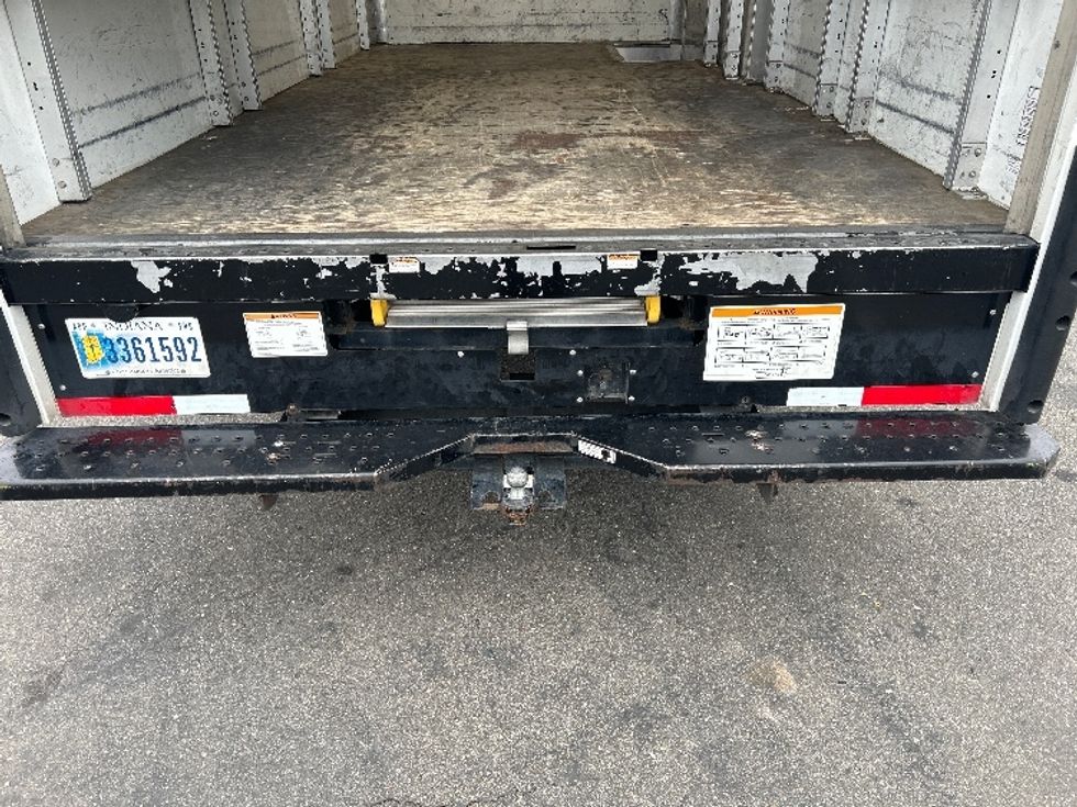 Light Duty Box Truck-Light and Medium Duty Trucks-GMC-2022-Savana G33903-West Sacramento-CA-66,710\n\t\tmiles-$ 36,750 - Image 10