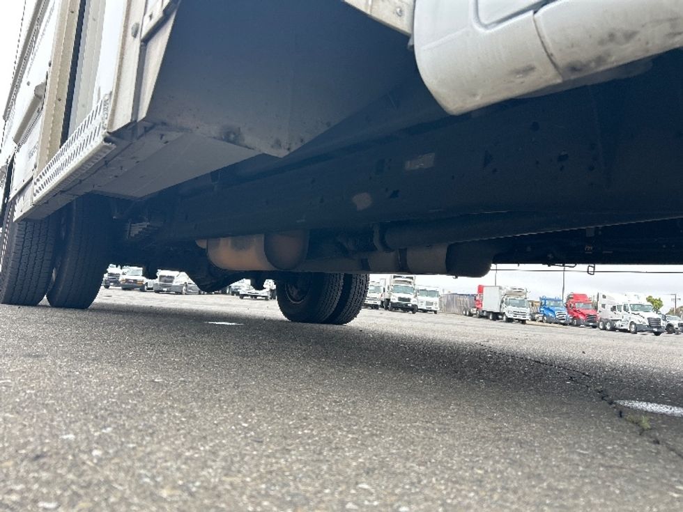 Light Duty Box Truck-Light and Medium Duty Trucks-GMC-2022-Savana G33903-West Sacramento-CA-66,710\n\t\tmiles-$ 36,750 - Image 14
