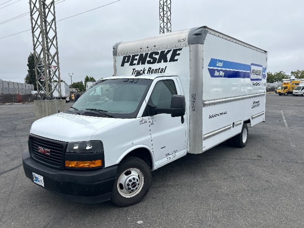 Light Duty Box Truck-Light and Medium Duty Trucks-GMC-2022-Savana G33903-West Sacramento-CA-66,710\n\t\tmiles-$ 36,750 - Image 3