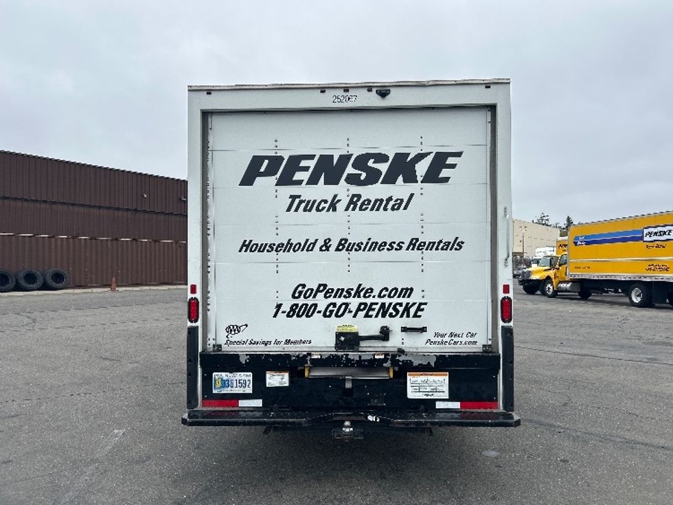 Light Duty Box Truck-Light and Medium Duty Trucks-GMC-2022-Savana G33903-West Sacramento-CA-66,710\n\t\tmiles-$ 36,750 - Image 7