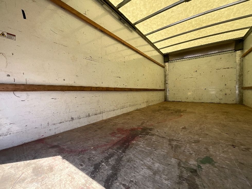 Light Duty Box Truck-Light and Medium Duty Trucks-GMC-2022-Savana G33903-West Sacramento-CA-85,650\n\t\tmiles-$ 31,250 - Image 11