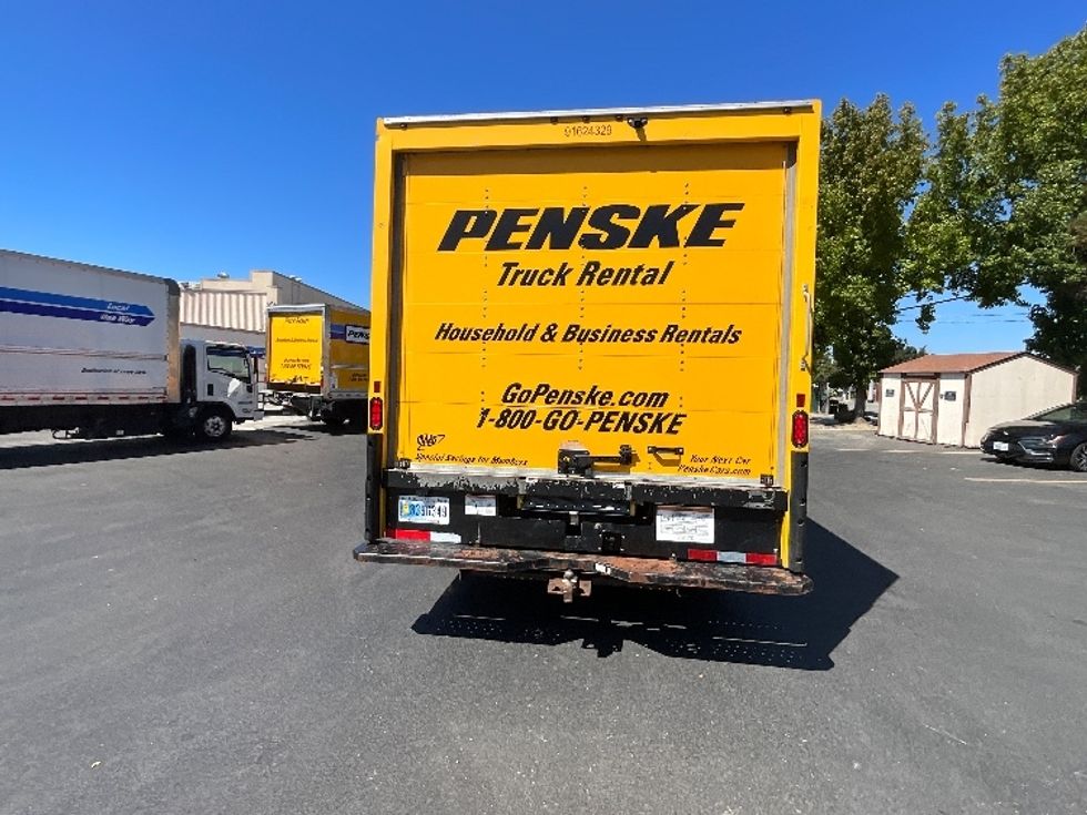 Light Duty Box Truck-Light and Medium Duty Trucks-GMC-2022-Savana G33903-West Sacramento-CA-85,650\n\t\tmiles-$ 31,250 - Image 7