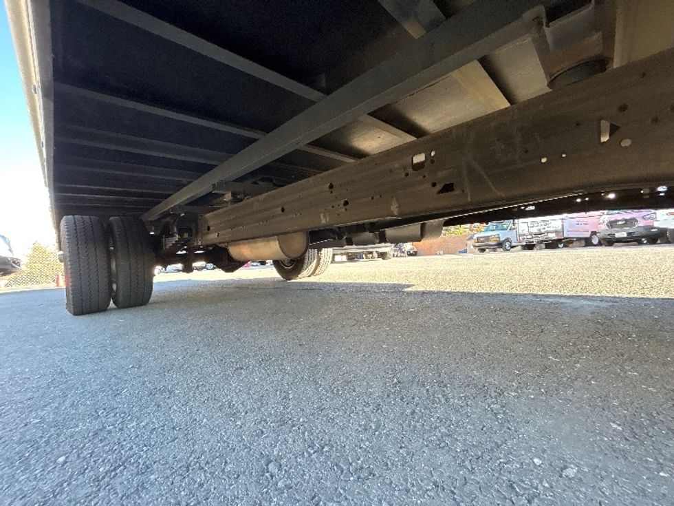 Light Duty Box Truck-Light and Medium Duty Trucks-GMC-2022-Savana G33903-West Sacramento-CA-86,208\n\t\tmiles-$ 35,250 - Image 14