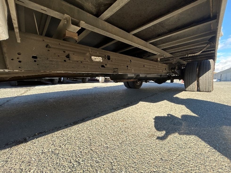 Light Duty Box Truck-Light and Medium Duty Trucks-GMC-2022-Savana G33903-West Sacramento-CA-86,208\n\t\tmiles-$ 35,250 - Image 5