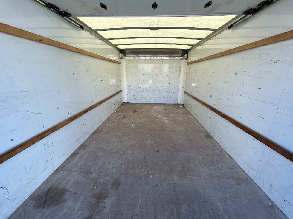 Light Duty Box Truck-Light and Medium Duty Trucks-GMC-2022-Savana G33903-West Sacramento-CA-86,208\n\t\tmiles-$ 35,250 - Image 9