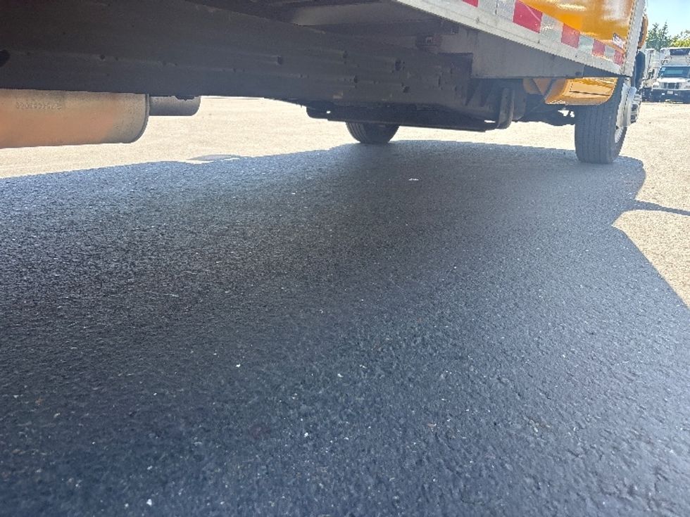 Light Duty Box Truck-Light and Medium Duty Trucks-GMC-2022-Savana G33903-West Sacramento-CA-95,408\n\t\tmiles-$ 28,000 - Image 13